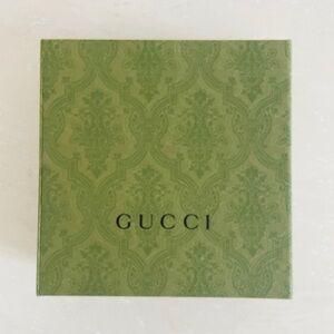 Gucci Logo Medium EMPTY Gift Accessory Box 7.5” x 7.5” x 3” Green